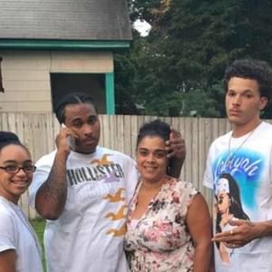 Meet your Posher, Donna